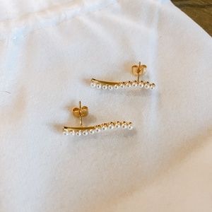 XIO Pearl Drop Earrings